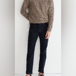 J Crew-Men’s 484 “Slim Fit” Corduroy Pants in Midnight Blue/Black Color, EUC